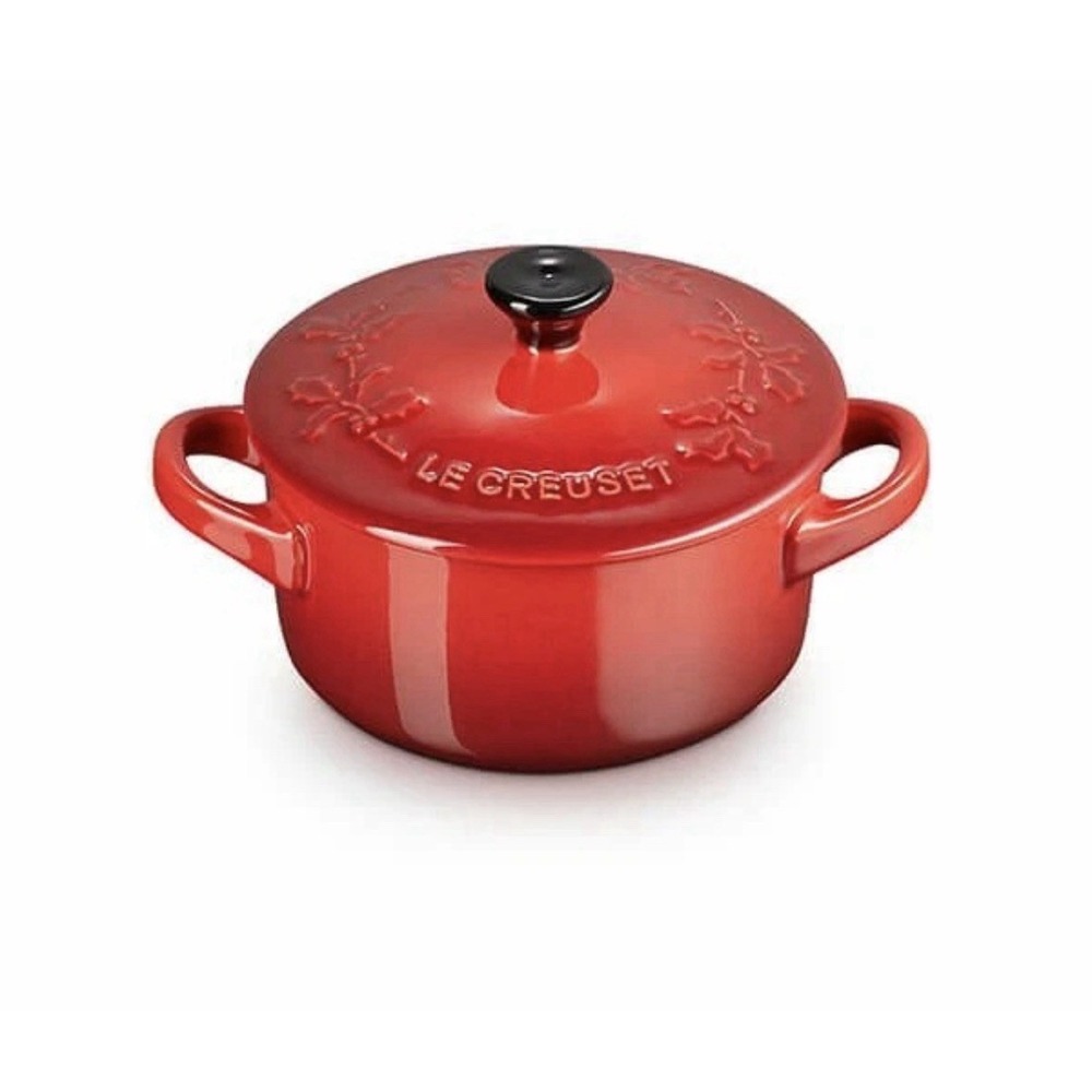 Le Creuset Holly Enameled Mini Petite Round Cocotte S/2 Casserole Cherry Cerise